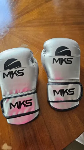Luva de Box MK nova.