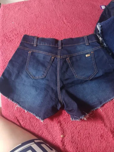 Shorts novos com etiqueta