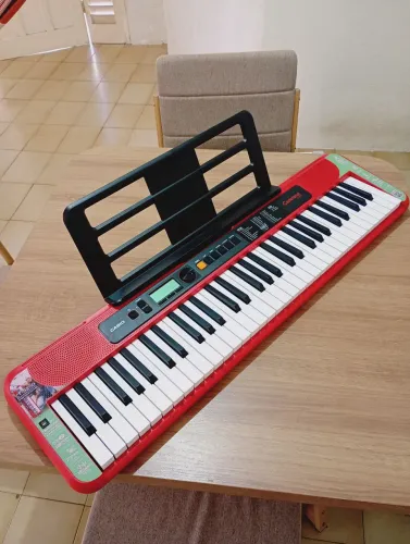 Teclado Casio CTS 200