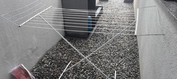 Varal de chão..bom estado .