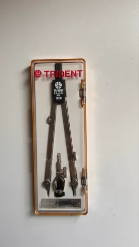 Compasso 9000 Trident