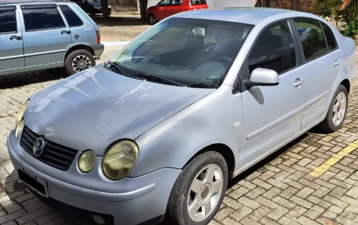 Volkswagen Polo Sedan 1.6 MI Total Flex 8V 4P 2005