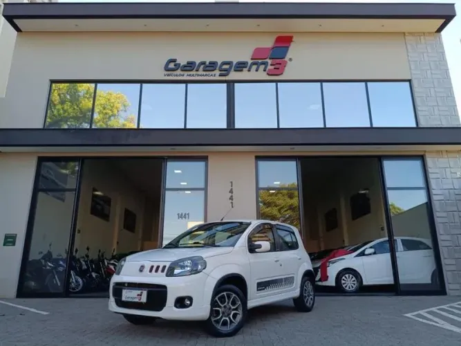 Fiat Uno Sporting 1.4 EVO Fire Flex 8V 4P 2014