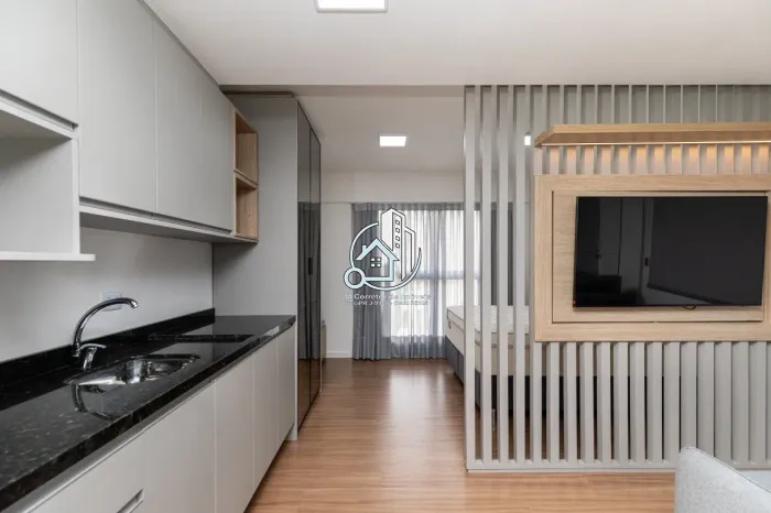 Studio Novo, MOBILIADO no Bigorrilho, com vaga!