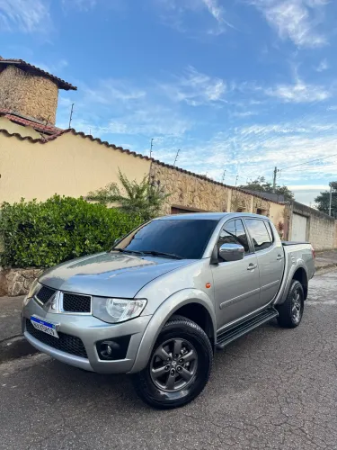 Mitsubishi L200 Triton HPE 3.5 CD V6 24V Flex Aut. 2012