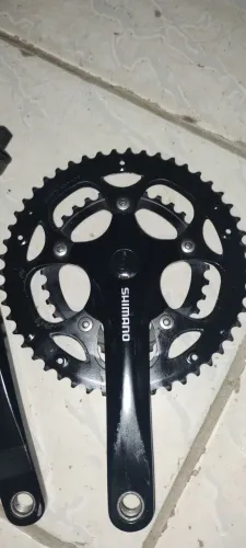 Pedivela Shimano CLARIS FC-RS200 50X34 170mm 8v P. Quadro do cor preto