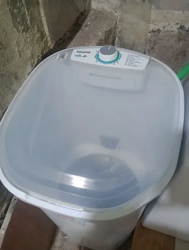 VENDO UM TANQUINHO 8KG SEMI NOVO POR 280