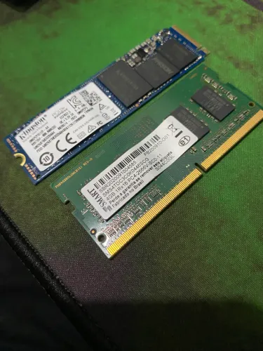 Memória Notebook DDR4 4GB + SSD NvMe 512GB