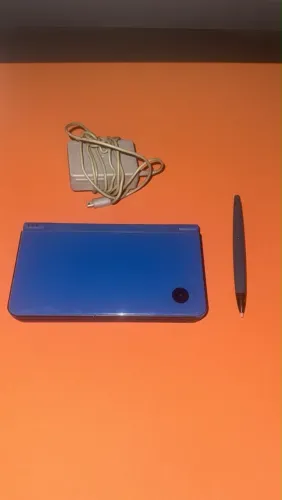 Nintendo DSI XL