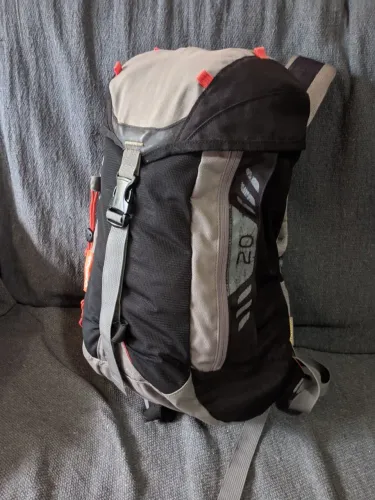 Mochila Quechua Forclaz 20L trilha trekking montanha viagem camping