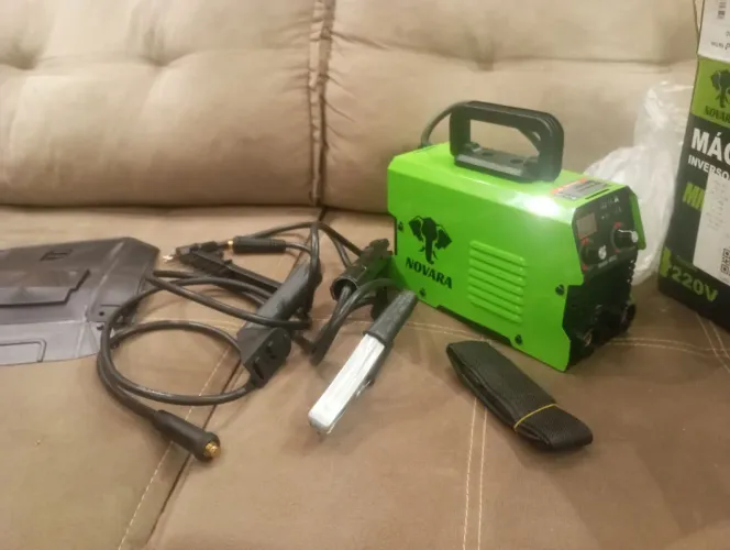 Máquina de solda eletroldo direto na tomada