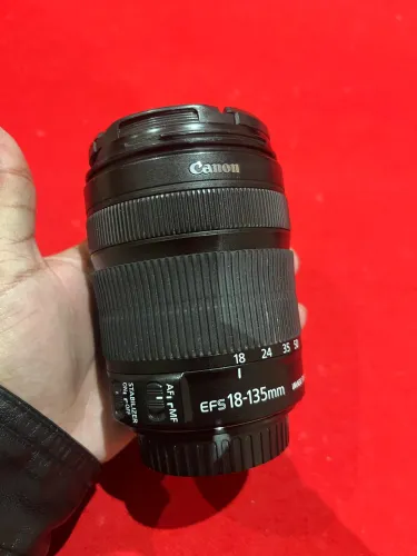 Lente cânon ef 18-135mm IS STM!! Leia a descrição!!!?