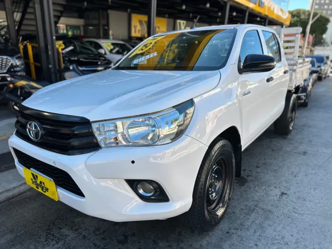 Toyota Hilux CD 4X4 2.8 Diesel Mec. 2019