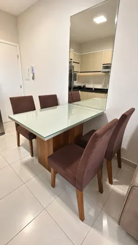 Mesa 1,20 x 0,80 com 4 cadeiras