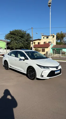 Toyota Corolla Altis Prem. Hybrid 1.8 Flex AUT 2024
