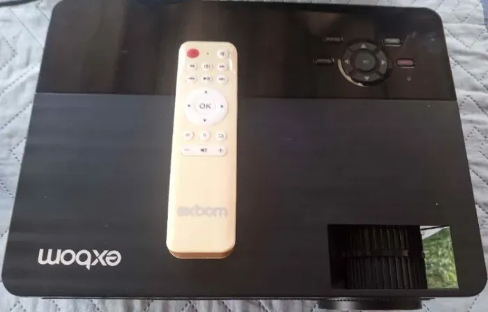 PROJETOR EXBOM - LER A DESCRIÇÃO NA ÍNTEGRA