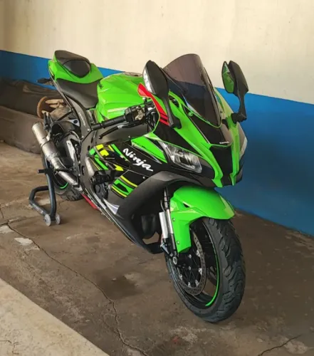 Kawasaki ZX10R NINJA 1000CC 