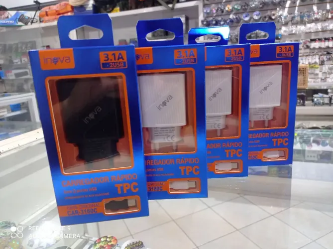 Vendo ponto comercial com acessórios para celular e etc