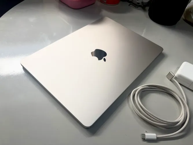 MacBook Air M2 > 512 Gigas