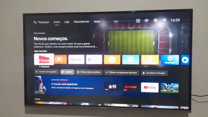 Smartv 50 polegadas ótima TV com vários recursos fáceis de usar