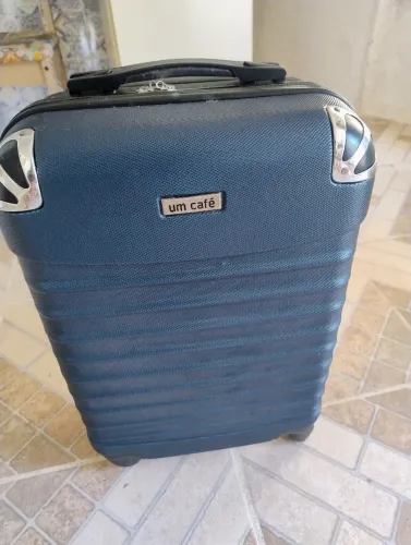 Mala de viagem pequena