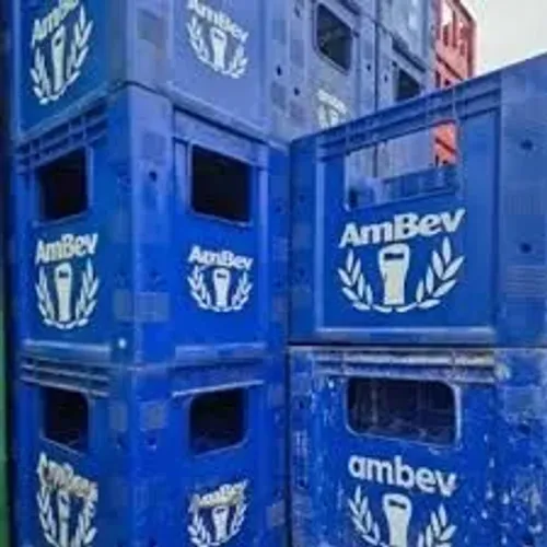 Caixas de litrão AmBev 