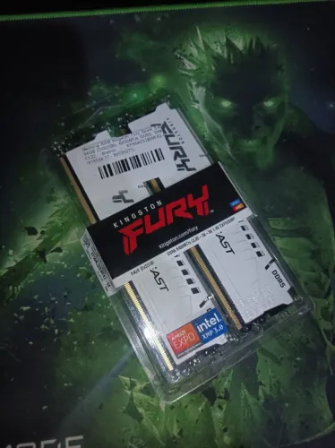 (12x cartão) Memórias Kingston Fury Beast 64gb (2x32gb) Ddr5 6400mhz