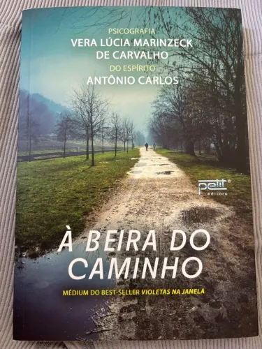 Livro À beira do caminho 