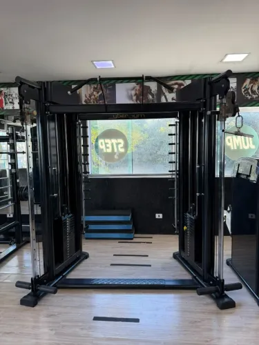MULTIFUNCIONAL CROSS/SMITH E CONTRA PESO- SMART - 2 X 80 KG CYBER GYM