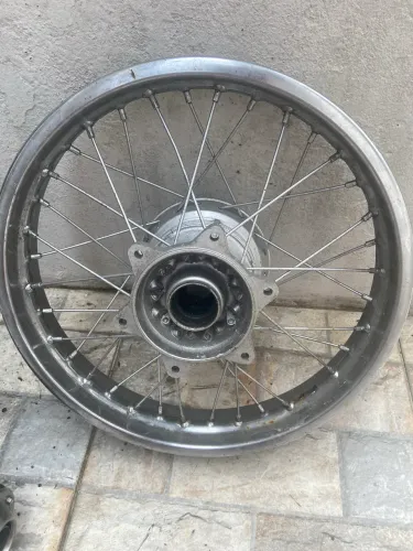 Roda de Bross CRF