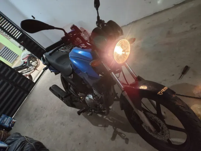 vendo essa YBR 125 factor