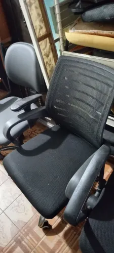 Cadeira de Escritório preta