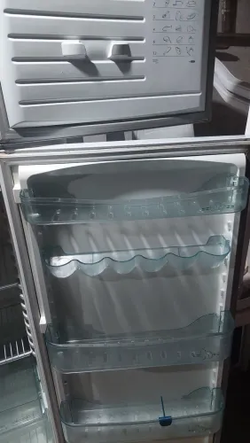 GELADEIRA