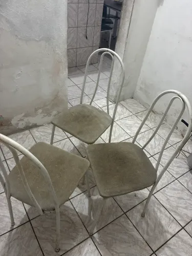3 CADEIRAS NO PREÇO! 3 POR 120,00