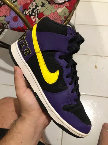 Tênis Nike Dunk High Lakers - 42BR