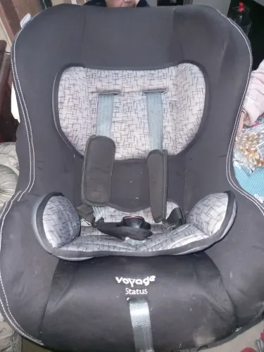 Bebê conforto voyage status 25kg 0-6 meses