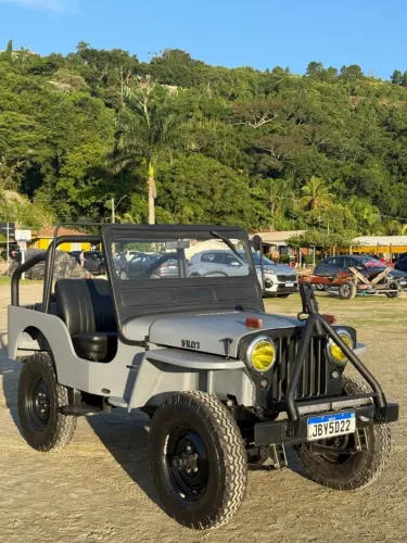 Willys Overland Jeep 2.6 12V Gasolina 2P 1950