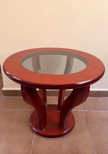Mesa de Canto com tampo de vidro