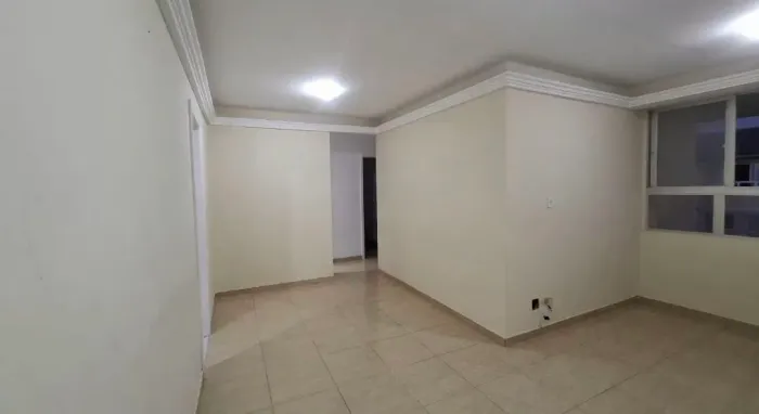 Alugo apartamento no Cond. Jardim de Versailles, na Farolândia, próximo à UNIT.