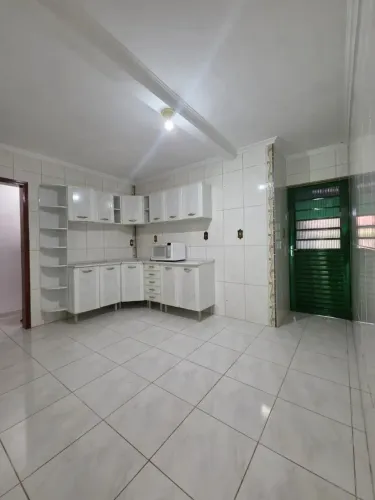 Casa à Venda no Vista Verde, Amplo Espaço e Excelente Potencial para sua Família