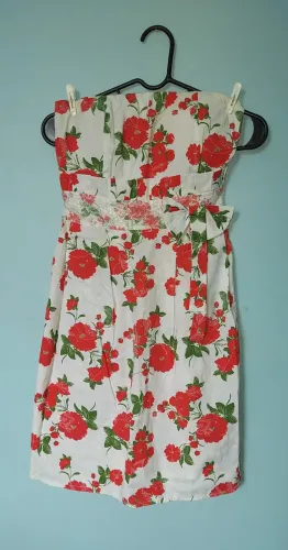 Vestido Tomara que Caia Branco Florido