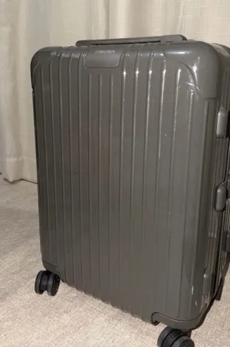 Mala Rimowa original essential cabin 