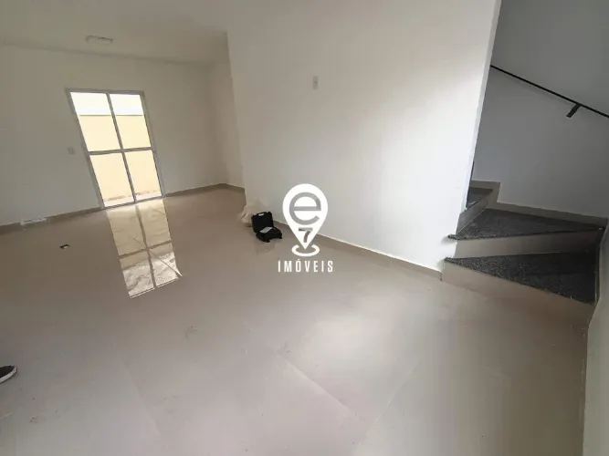 CASA DE CONDOMÍNIO PARA LOCAÇÃO 3 QUARTOS 1 SUÍTE - VILA MORAIS