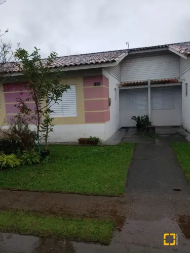 Casa à venda com 3 dormitórios em condomínio fechado no Bela Vista em Palhoça