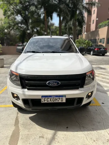 Ford Ranger XLS 2.5 16V 4X2 CD Flex 2013