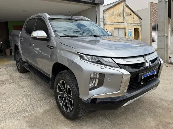 Mitsubishi L200 Triton Sport HPE-S 2.4 CD Dies. AUT 2023