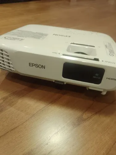 Epson x24 Powerlite +24 Panasonic benq Sony 