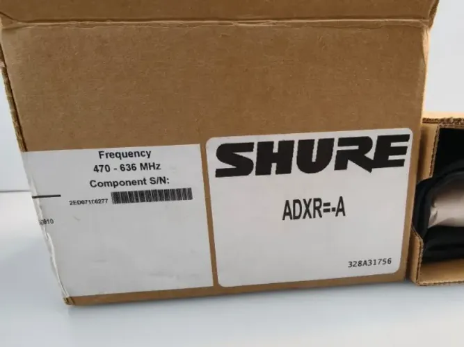 Receptor Shure ADXR=-A Freq. 470-636 Mhz  novo na caixa