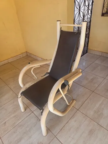 Vendo jogo de cadeiras de ferro