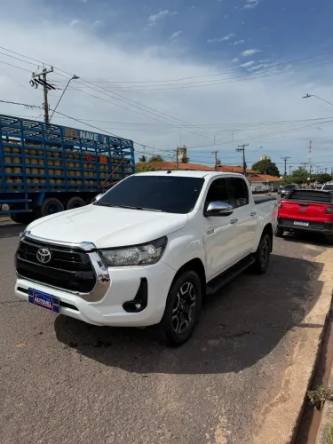 Toyota Hilux CD SRV 4X4 2.8 TDI Diesel Aut. 2017